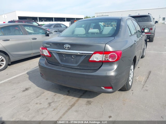 2013 Toyota Corolla S/le მანქანა იყიდება აუქციონზე, vin: 2T1BU4EE2DC945262, აუქციონის ნომერი: 12645113
