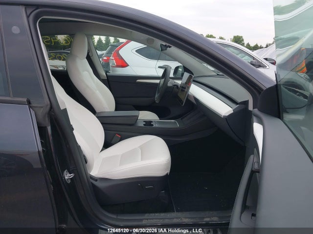 7SAYGDEEXRF203750 Tesla Model Y Long Range