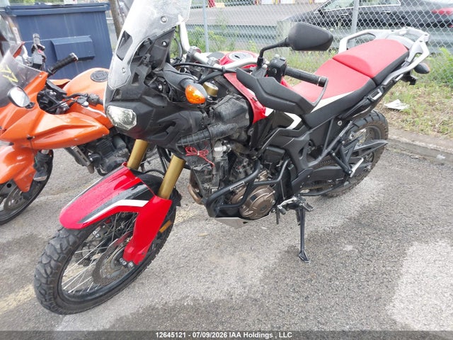 Honda CRF1000 2017 JH2SD0472HK100435 Image 13
