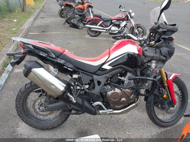 Honda CRF1000 2017 JH2SD0472HK100435 Image 8