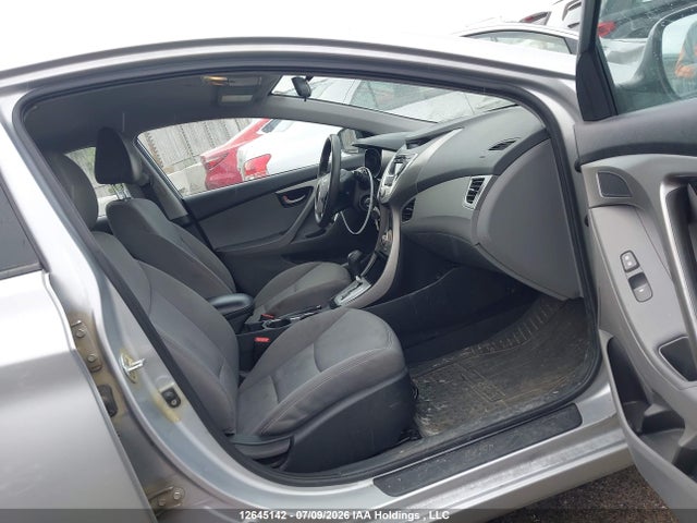 Продажа на аукционе авто 2012 Hyundai Elantra Gl, vin: 5NPDH4AE3CH099979, номер лота: 12645142