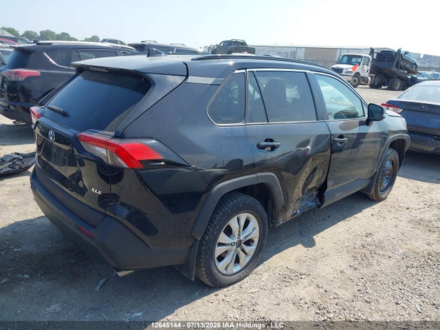 Toyota Rav4 Xle 2021 2T3W1RFV2MC113997 Image 4