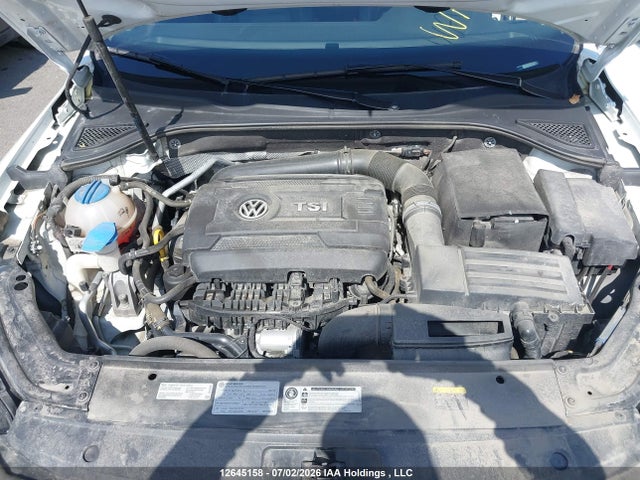 1VWET7A39HC063782 Volkswagen Passat 1.8 Tsi Highline