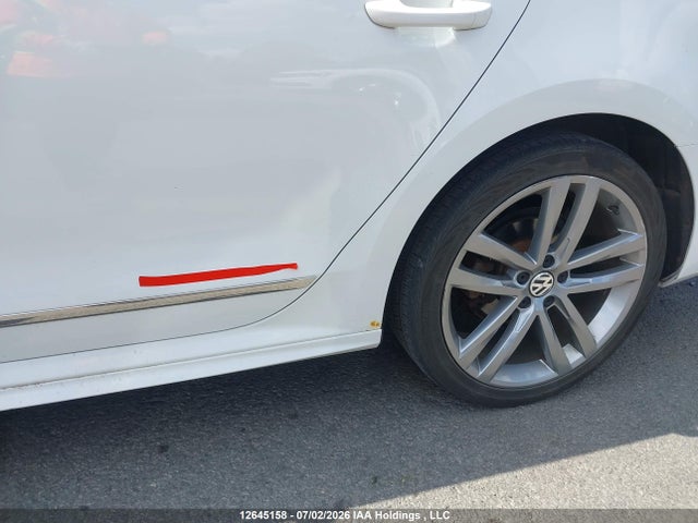 1VWET7A39HC063782 Volkswagen Passat 1.8 Tsi Highline