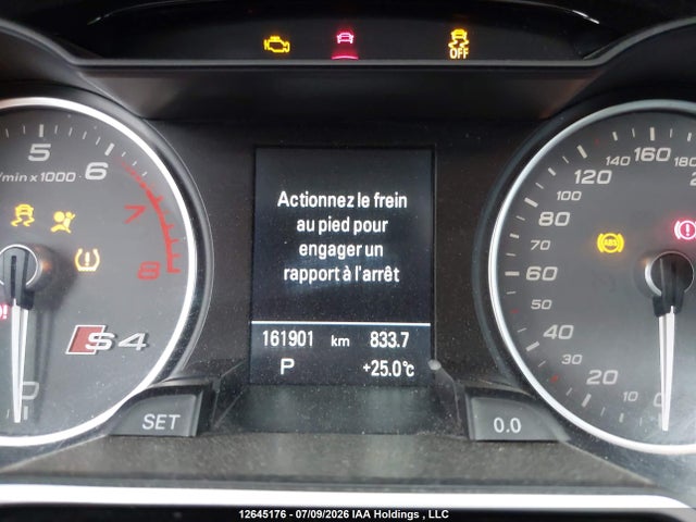 2014 Audi S4 3.0 Technik მანქანა იყიდება აუქციონზე, vin: WAUFGCFLXEA021445, აუქციონის ნომერი: 12645176