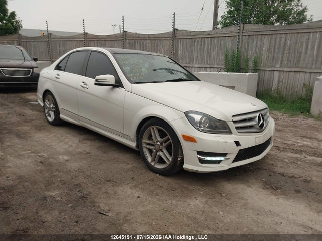 Продаж на аукціоні авто 2012 Mercedes-benz C 300 4matic, vin: WDDGF8BB1CA697757, номер лоту: 12645191
