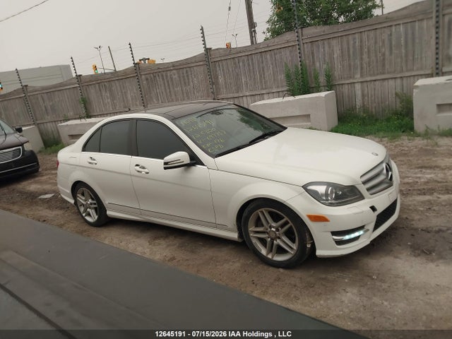 12645191 :رقم المزاد ، WDDGF8BB1CA697757 vin ، 2012 Mercedes-benz C 300 4matic مزاد بيع