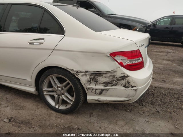 12645191 :رقم المزاد ، WDDGF8BB1CA697757 vin ، 2012 Mercedes-benz C 300 4matic مزاد بيع