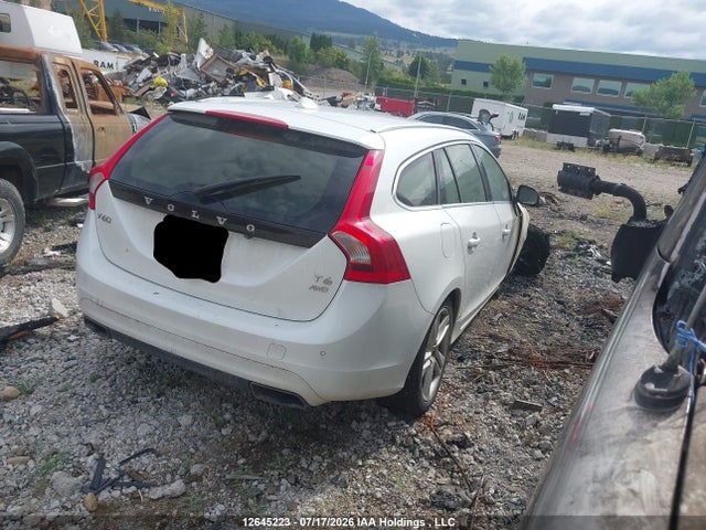 Volvo V60 T6 2016 YV149MSK8G1317858 Image 4