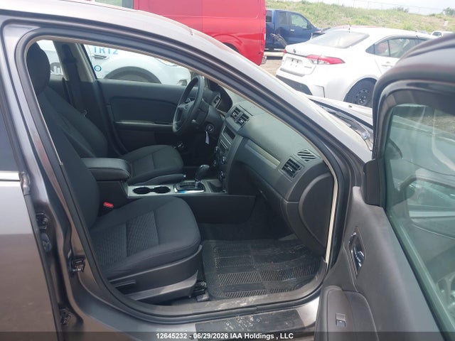 12645232 :رقم المزاد ، 3FAHP0HA2CR403838 vin ، 2012 Ford Fusion Se مزاد بيع
