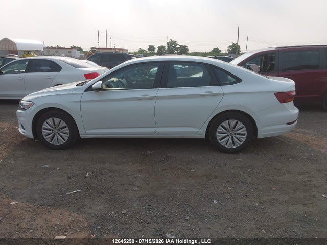 2019 Volkswagen Jetta 1.4 Tsi Comfortline მანქანა იყიდება აუქციონზე, vin: 3VWC57BU6KM008463, აუქციონის ნომერი: 12645250