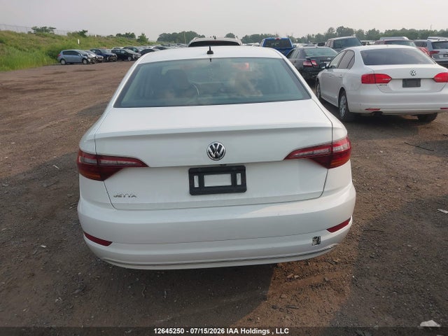 2019 Volkswagen Jetta 1.4 Tsi Comfortline მანქანა იყიდება აუქციონზე, vin: 3VWC57BU6KM008463, აუქციონის ნომერი: 12645250