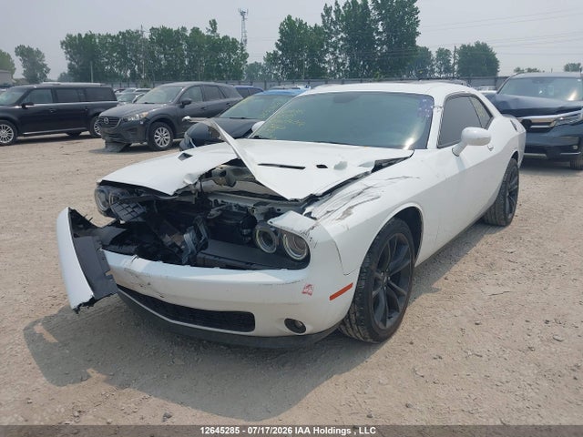 Dodge Challenger Sxt 2018 2C3CDZAGXJH296860 Image 2