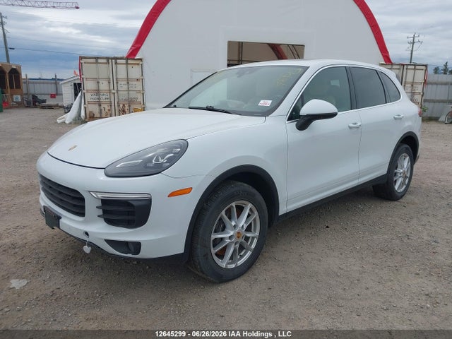 Porsche Cayenne 2016 WP1AA2A27GLA05880 Image 2