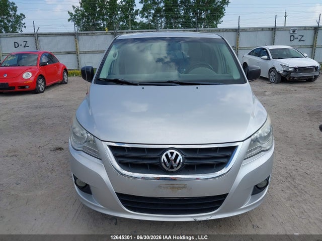2009 Volkswagen Routan S მანქანა იყიდება აუქციონზე, vin: 2V8HW44X89R558332, აუქციონის ნომერი: 12645301