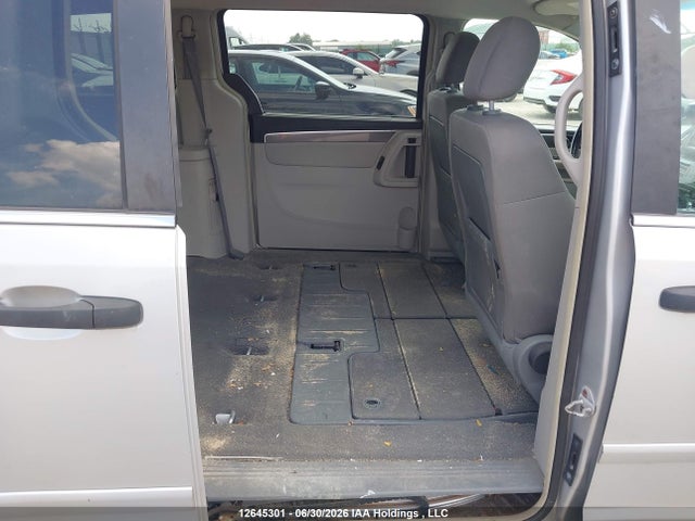 2009 Volkswagen Routan S მანქანა იყიდება აუქციონზე, vin: 2V8HW44X89R558332, აუქციონის ნომერი: 12645301