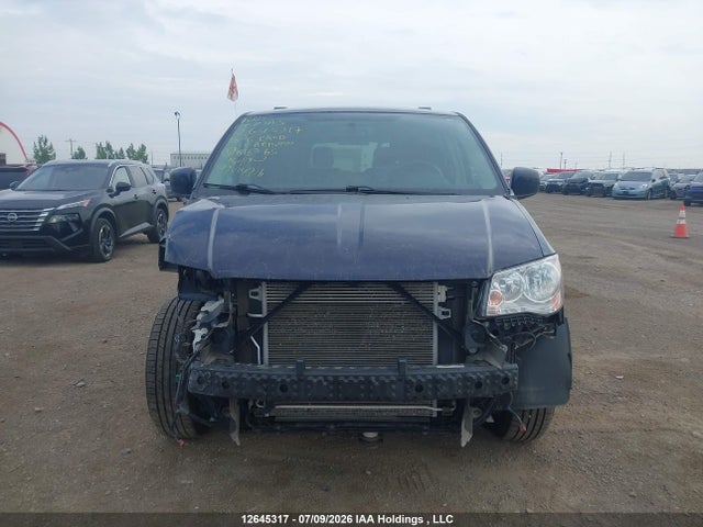 Продаж на аукціоні авто 2015 Dodge Grand Caravan Crew, vin: 2C4RDGDG8FR616765, номер лоту: 12645317