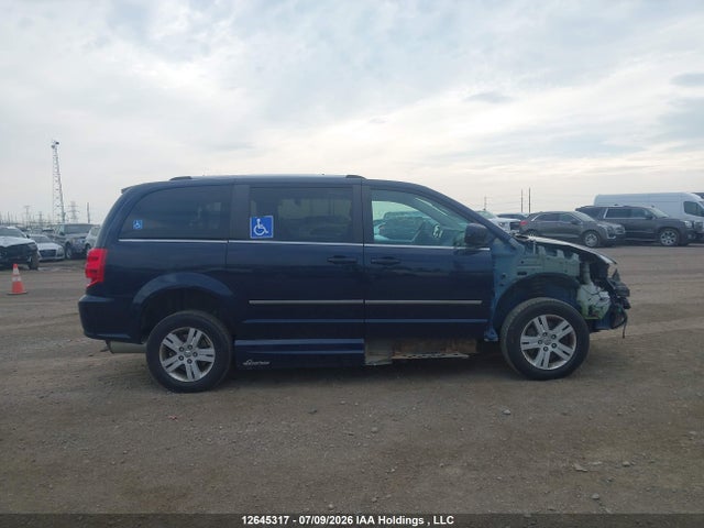 Продаж на аукціоні авто 2015 Dodge Grand Caravan Crew, vin: 2C4RDGDG8FR616765, номер лоту: 12645317
