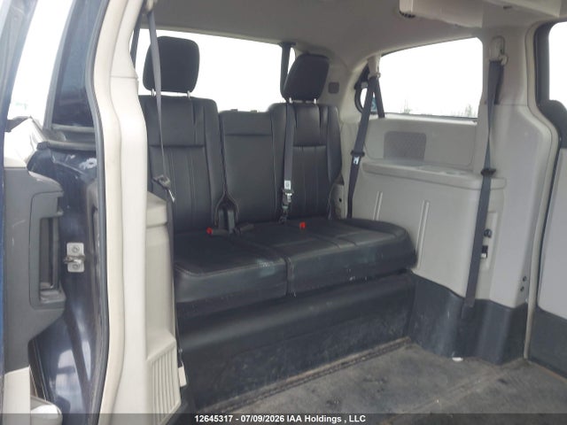 Продаж на аукціоні авто 2015 Dodge Grand Caravan Crew, vin: 2C4RDGDG8FR616765, номер лоту: 12645317