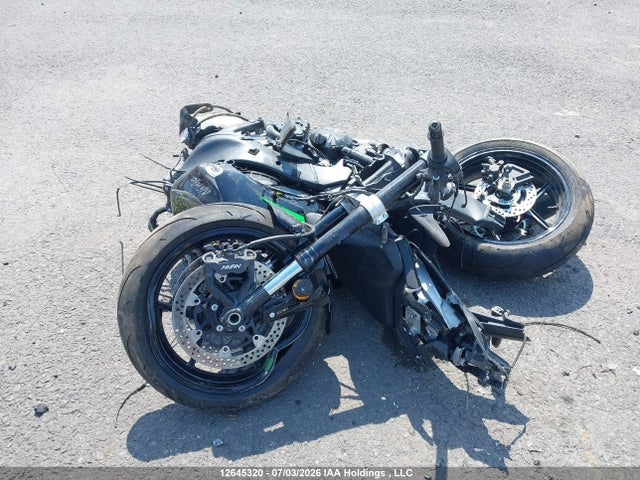 2025 Kawasaki Zx636 K მანქანა იყიდება აუქციონზე, vin: JKBZXJJ15SA025639, აუქციონის ნომერი: 12645320