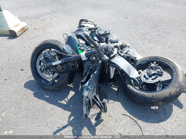 2025 Kawasaki Zx636 K მანქანა იყიდება აუქციონზე, vin: JKBZXJJ15SA025639, აუქციონის ნომერი: 12645320