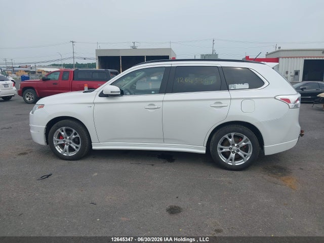 Aukcja sprzedaży 2014 Mitsubishi Outlander Gt, vin: JA4JZ4AX0EZ607090, numer aukcji: 12645347