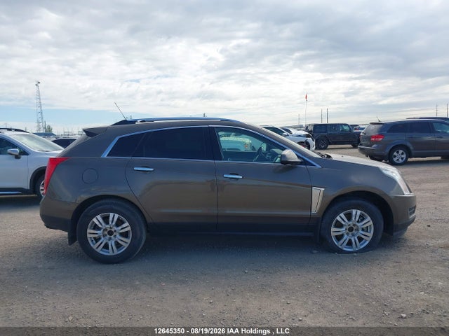 Cadillac SRX LUXURY 2015 3GYFNEE39FS604265 Image 13