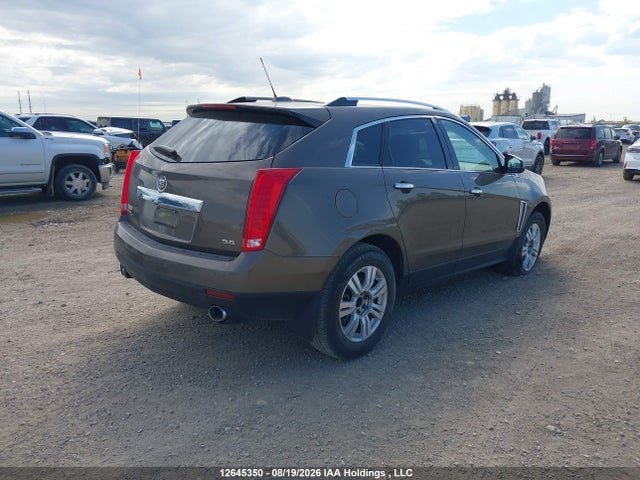 Cadillac SRX LUXURY 2015 3GYFNEE39FS604265 Image 4