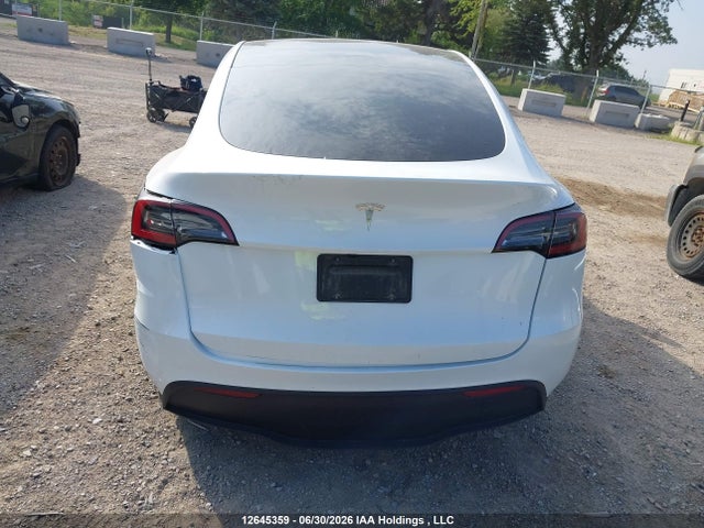 Tesla Model Y Long Range/rwd 2024 LRWYGDFD3RC673048 Image 15