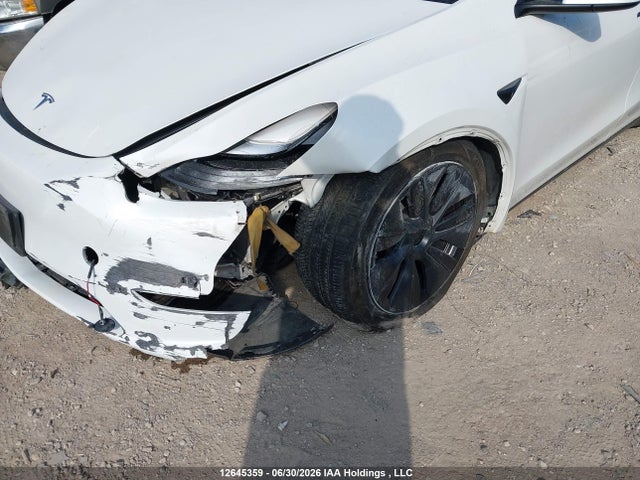 Tesla Model Y Long Range/rwd 2024 LRWYGDFD3RC673048 Image 6