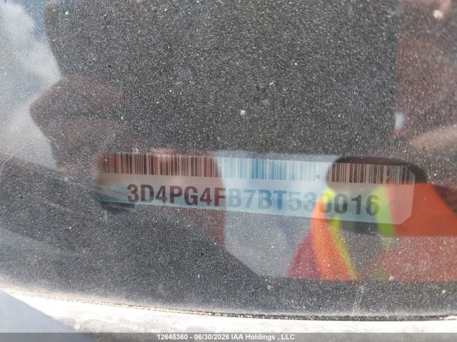 12645360 :رقم المزاد ، 3D4PG4FB7BT530016 vin ، 2011 Dodge Journey مزاد بيع