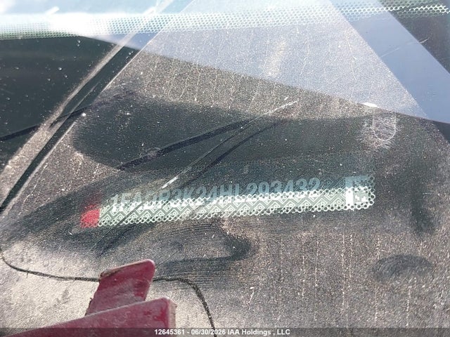Ford FOCUS SE 2017 1FADP3K24HL293432 Image 18