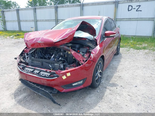 Ford FOCUS SE 2017 1FADP3K24HL293432 Image 2