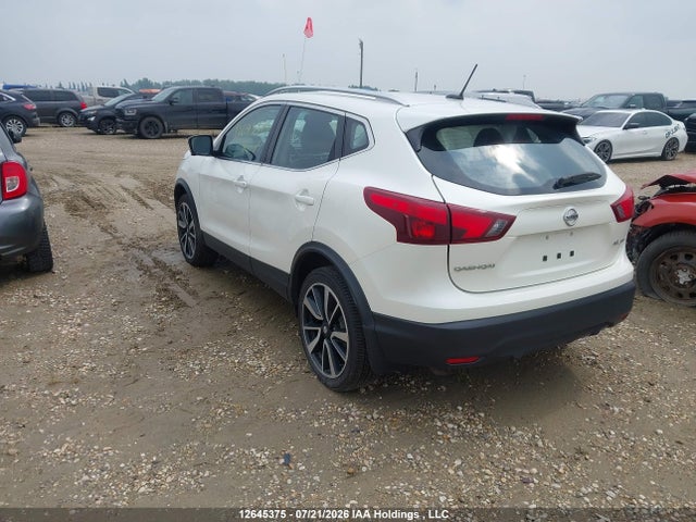 Продаж на аукціоні авто 2017 Nissan Qashqai S/sl/sv, vin: JN1BJ1CRXHW138002, номер лоту: 12645375