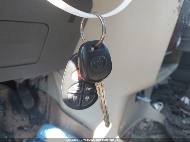 12645380 :رقم المزاد ، 5TDYK3DC7DS333401 vin ، 2013 Toyota Sienna Xle V6 مزاد بيع
