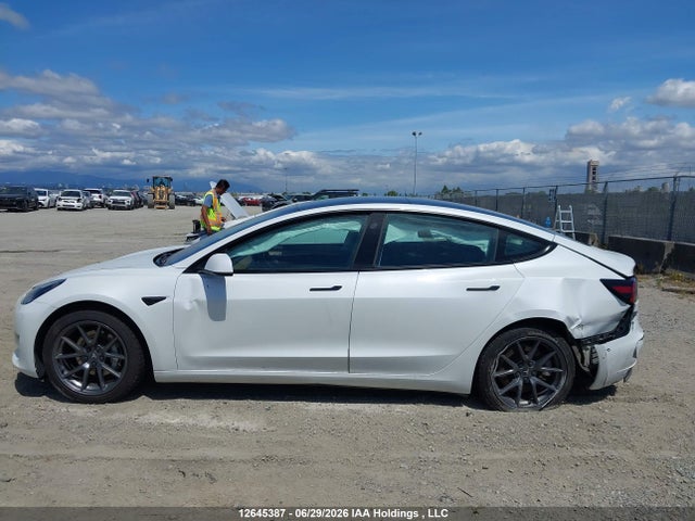 12645387 :رقم المزاد ، 5YJ3E1EA3MF087924 vin ، 2021 Tesla Model 3 مزاد بيع
