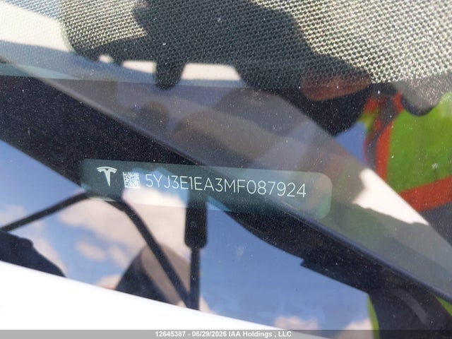 12645387 :رقم المزاد ، 5YJ3E1EA3MF087924 vin ، 2021 Tesla Model 3 مزاد بيع