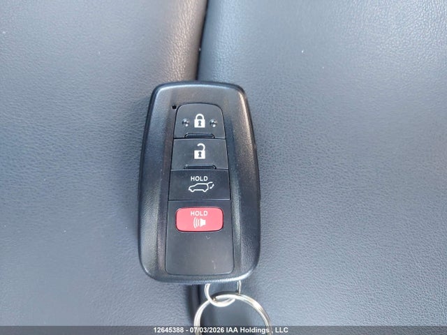 2025 Toyota Rav4 Xle/xle Premium მანქანა იყიდება აუქციონზე, vin: 2T3R1RFV5SC545221, აუქციონის ნომერი: 12645388