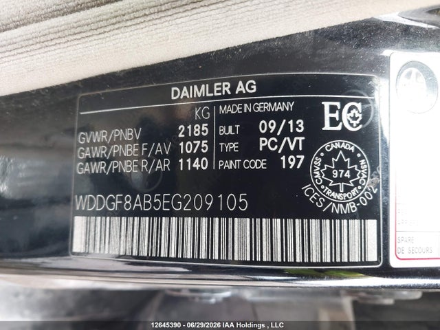 2014 Mercedes-benz C 300 4matic მანქანა იყიდება აუქციონზე, vin: WDDGF8AB5EG209105, აუქციონის ნომერი: 12645390
