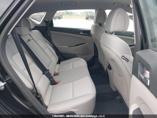 Продаж на аукціоні авто 2017 Hyundai Tucson, vin: KM8J2CA47HU521489, номер лоту: 12645397