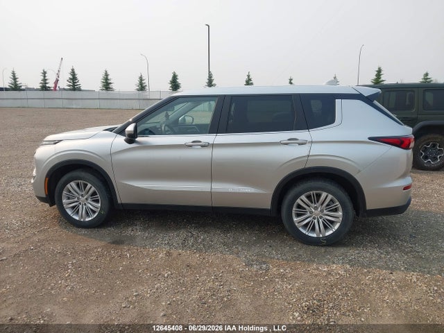 12645408 :رقم المزاد ، JA4J4UA83RZ617416 vin ، 2024 Mitsubishi Outlander Es مزاد بيع