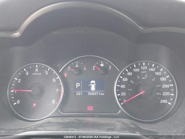 Продаж на аукціоні авто 2016 Kia Rondo Ex/ex Luxury, vin: KNAHU8A30G7134388, номер лоту: 12645413