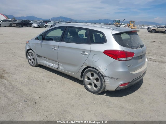 KIA Rondo 2014 KNAHT8A3XE7048313 Image 3