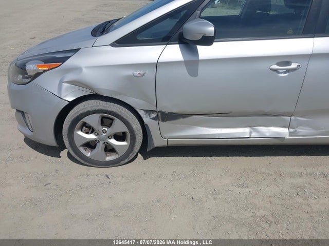 KIA Rondo 2014 KNAHT8A3XE7048313 Image 6