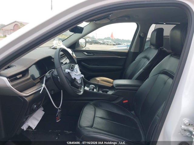 Продаж на аукціоні авто 2023 Jeep Grand Cherokee L Limited, vin: 1C4RJKBG9P8881139, номер лоту: 12645486