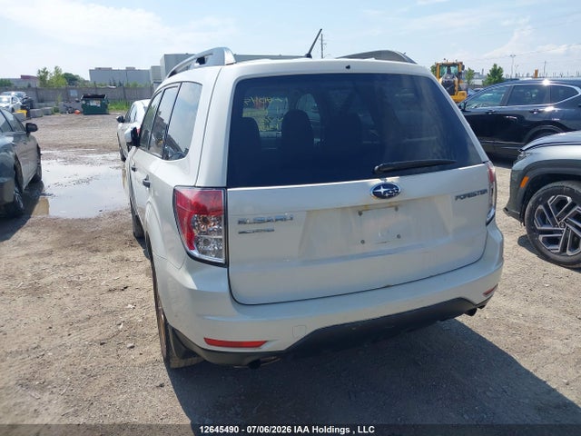 12645490 :رقم المزاد ، JF2SHCBC8BH765733 vin ، 2011 Subaru Forester 2.5x مزاد بيع