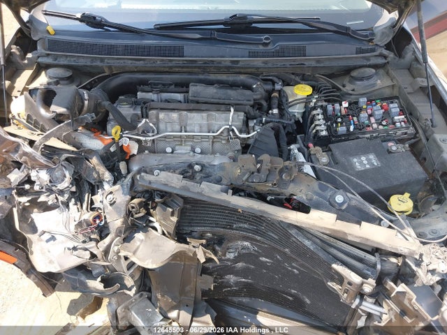 1C3CCCFB6FN755524 Chrysler 200 LX