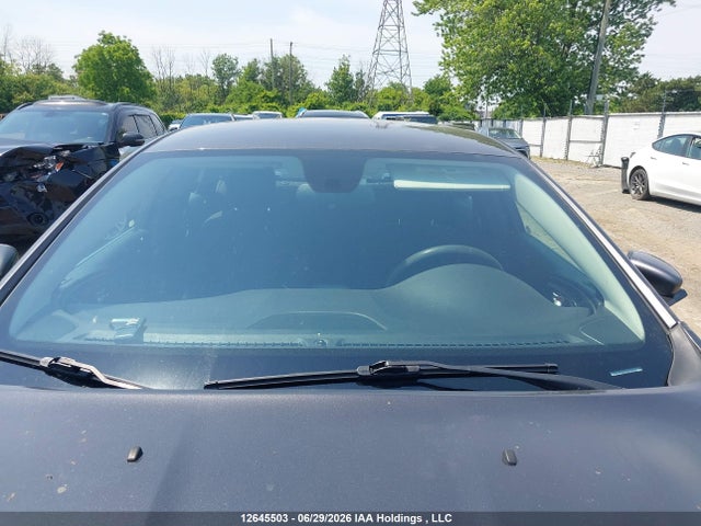 1C3CCCFB6FN755524 Chrysler 200 LX