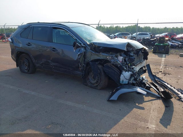 2021 Toyota Rav4 Le მანქანა იყიდება აუქციონზე, vin: 2T3B1RFV4MC228518, აუქციონის ნომერი: 12645504