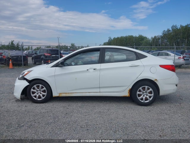 12645505 :رقم المزاد ، KMHCT4AE4DU297242 vin ، 2013 Hyundai Accent Gls/gs مزاد بيع